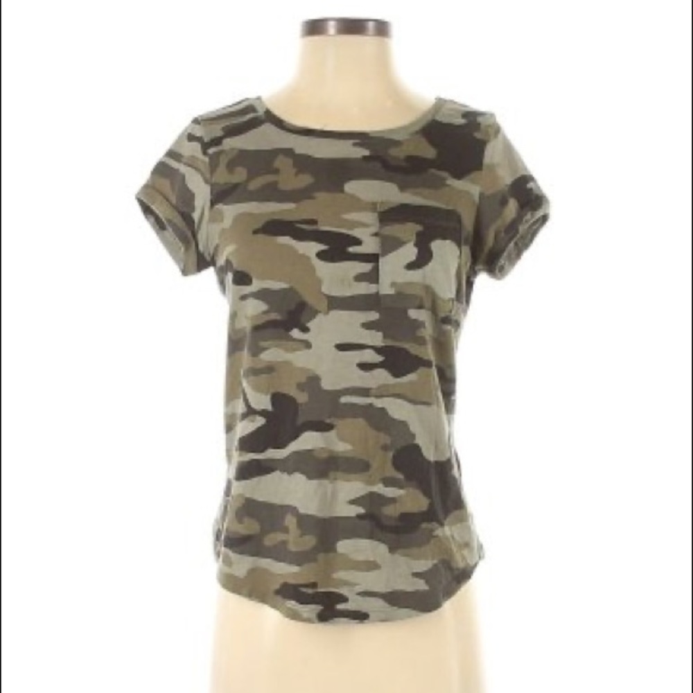 camo tee